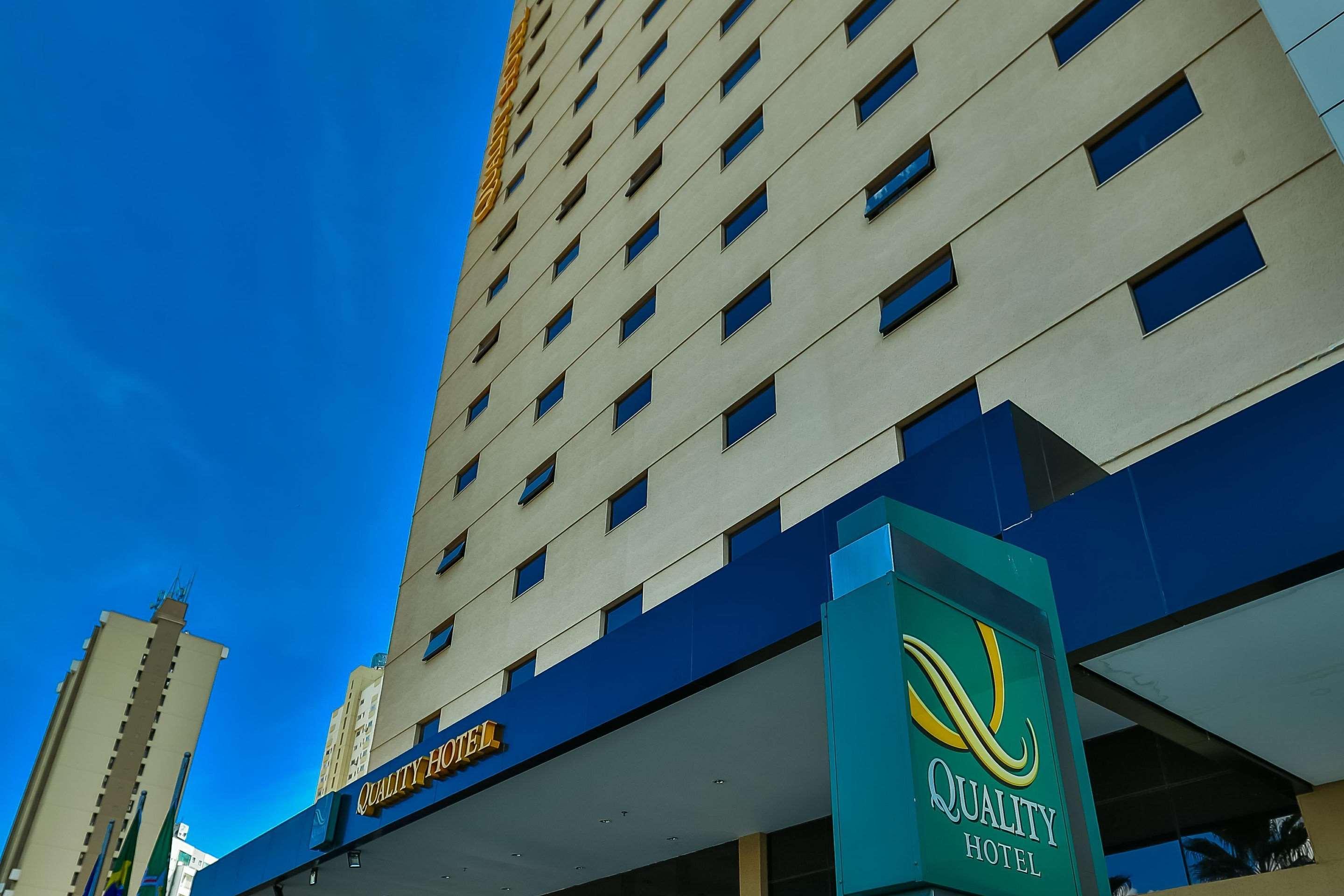 Quality Hotel Flamboyant Goiania Exterior photo